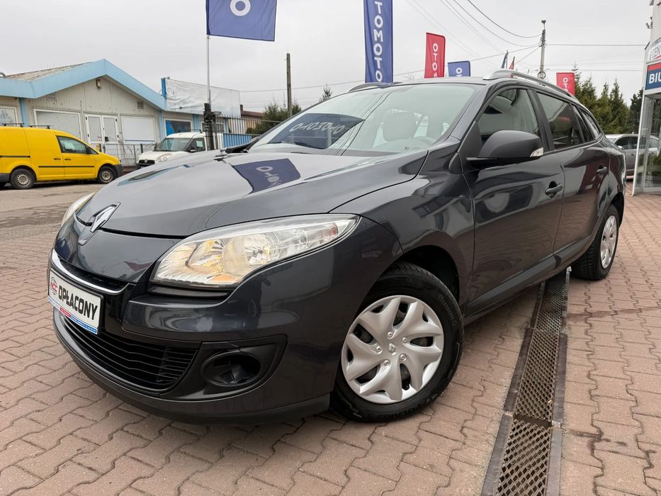 Renault Megane Po lifcie 1.6-16v Kombi prosta benzyna z Niemiec