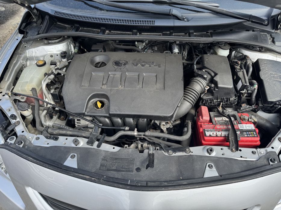 Крило заднє ліве праве четверть Toyota Corolla e150 1.6 розборка