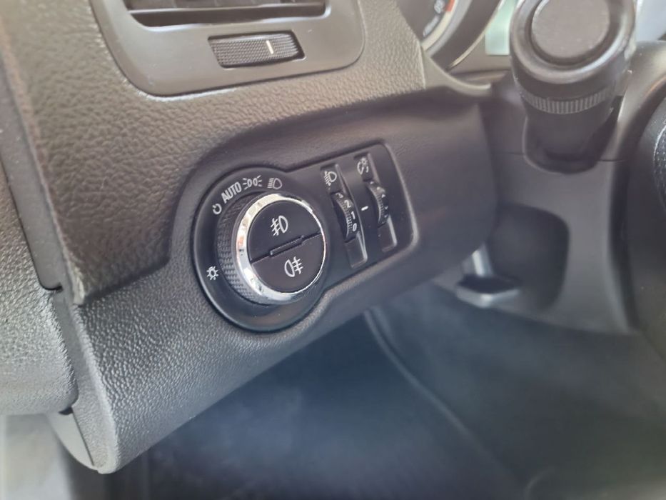 I покоління • Sports Tourer 2.0 BiTurbo CDTI МT (195 к.с.)
Джерело: ht