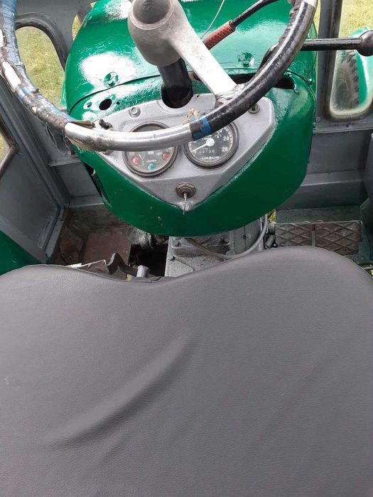 Traktor ciągnik C355/360