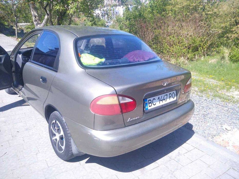 Автомобіль Daewoo Lanos 2004