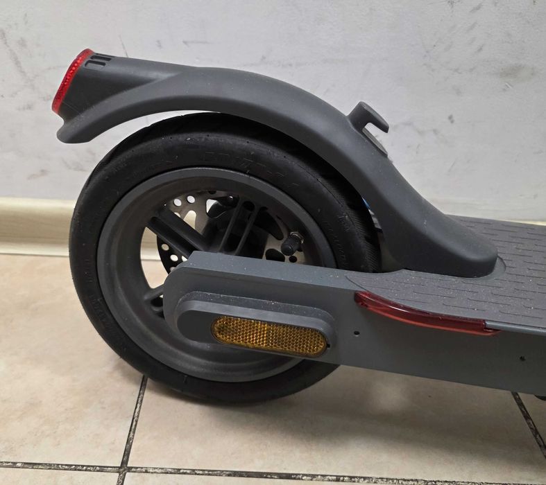 Hulajnoga elektryczna MOTUS 8.5 LITE