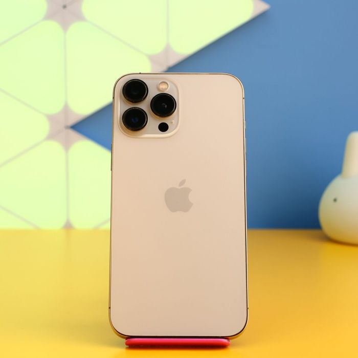 Смартфон Apple iPhone 13 Pro Max 512GB Gold (171447) Б/У З ГАРАНТІЄЮ
