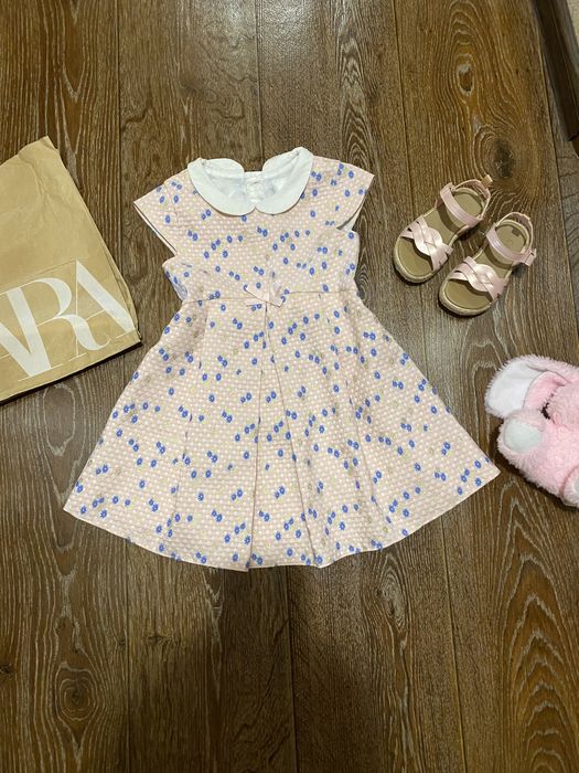 Ніжне натуральне нарядне плаття сукня дівчинці jasper conran
