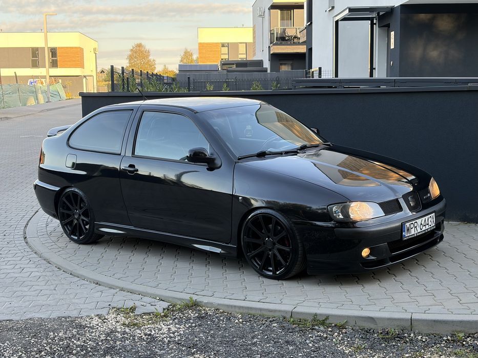 Seat Cordoba