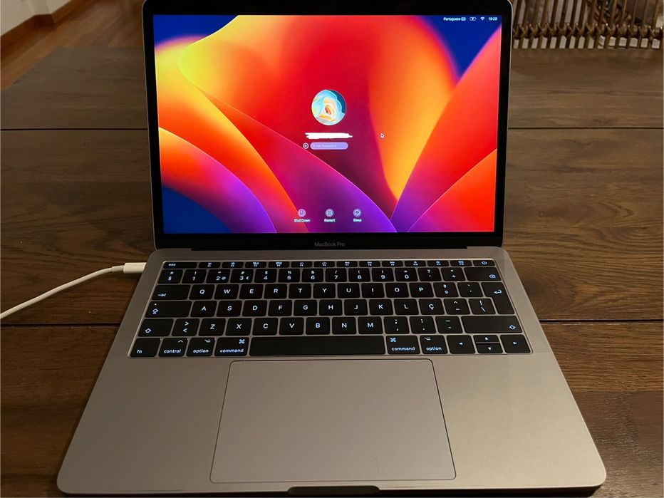 Mackbook Pro 13, excelente estado (praticamente novo)