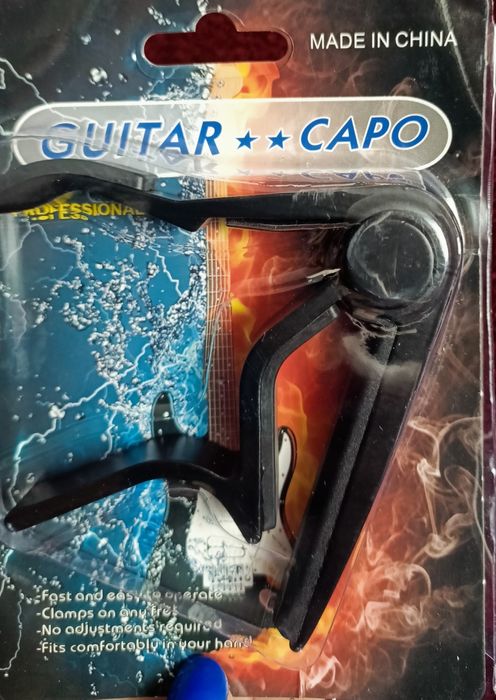 Каподастр для гітари Зелений