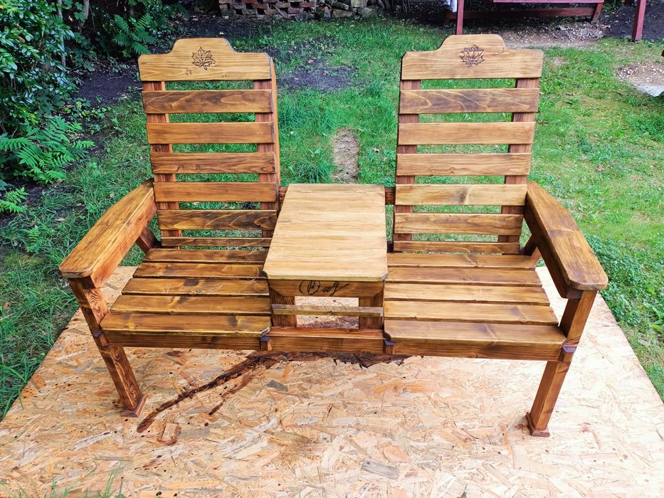 Ławka ogrodowa z stolikiem