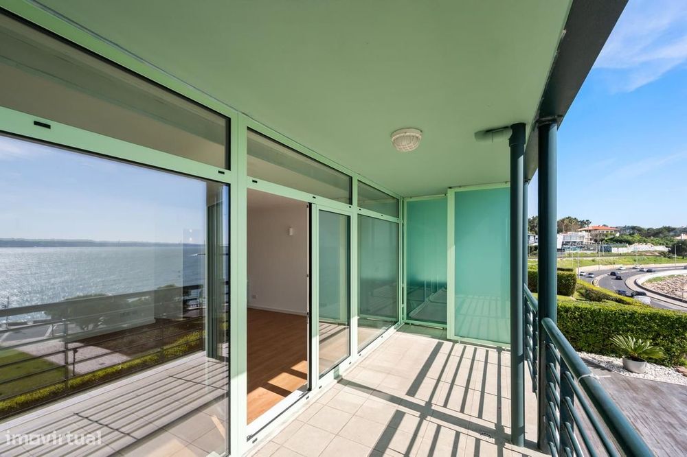 Apartamento T3 com jardim, Paço de Arcos, Oeiras