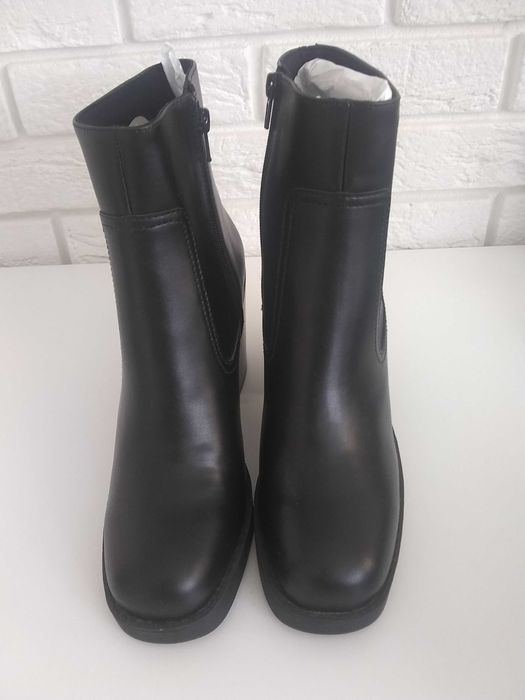 Nowe czarne botki H&M rozmiar 42