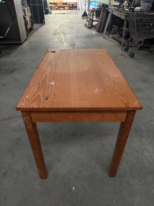 Bancadas / Mesas em madeira