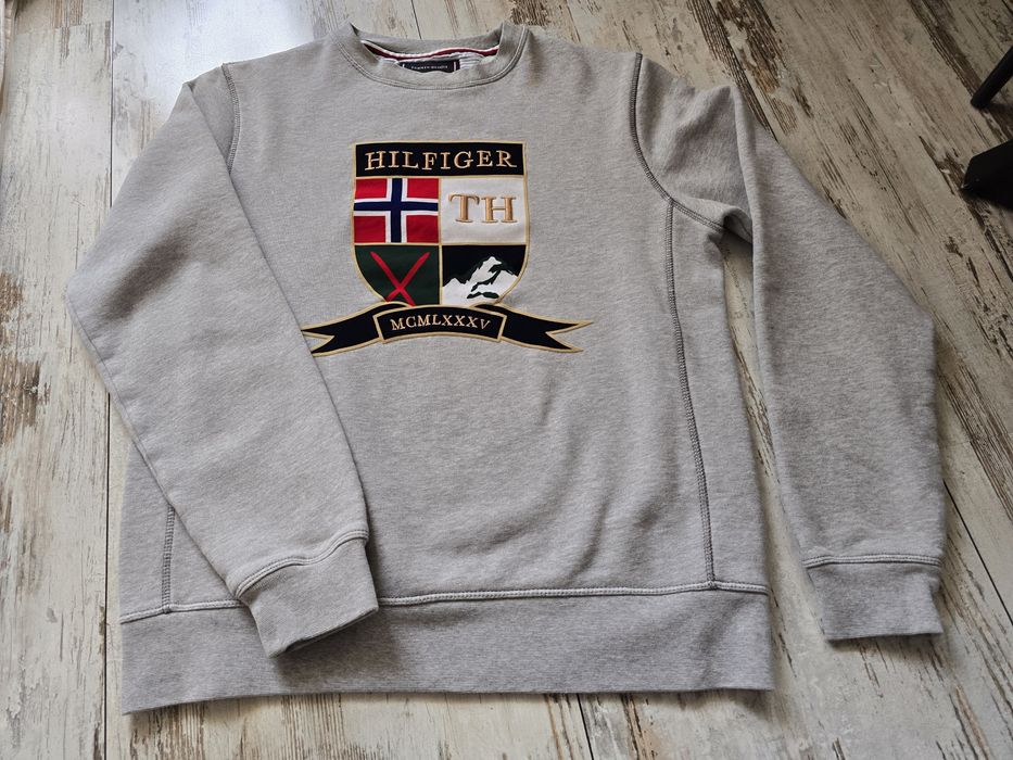 Bluza Tommy Hilfiger r.M w idealnym stanie