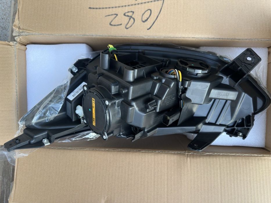 Фара Шевролет Болт Chevrolet Bolt EV 17-21