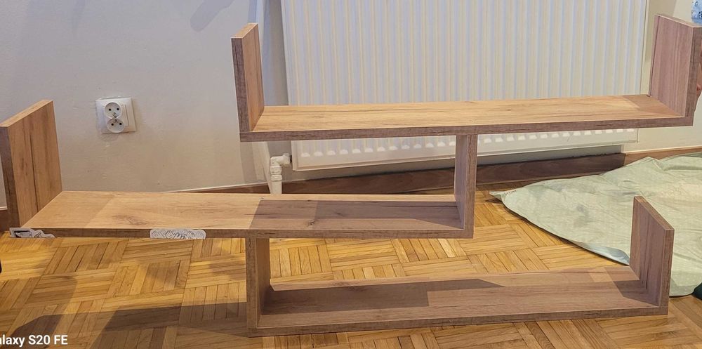 Półka wisząca drewniana