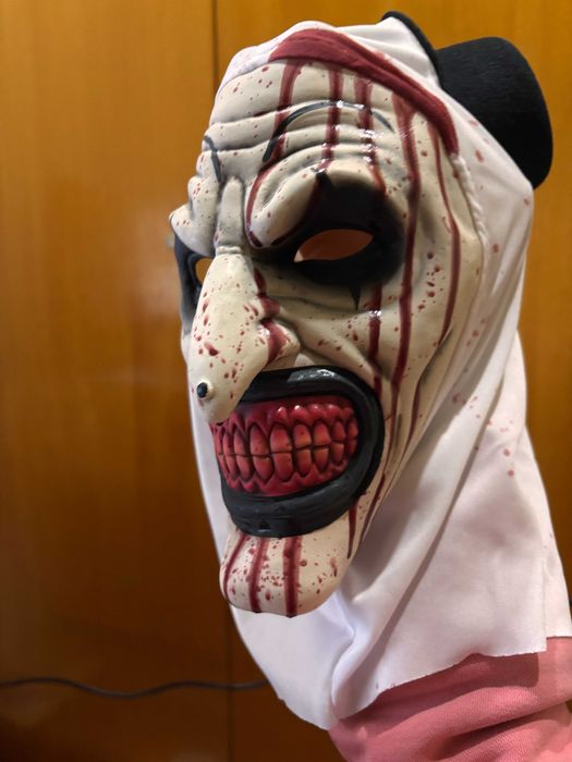 Máscara Terrifier nova