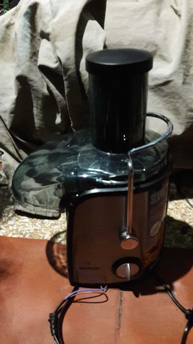 Соковыжималка jc8030 gorenje  800Вт, почти новая.