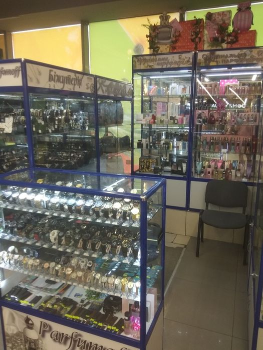 Шкафы. Витрина. Торговые витрины