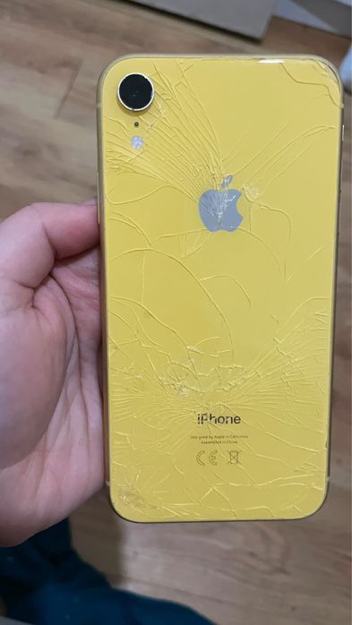 IPHONE XR - 128 GB