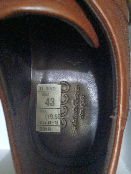 Продам туфли  ЄККО Германия  новые