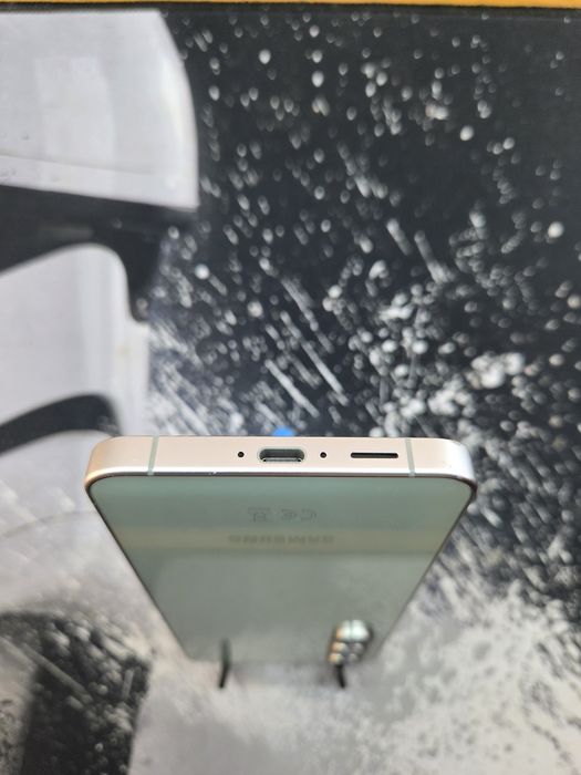 Samsung S24 FE 128 gb Green Європа