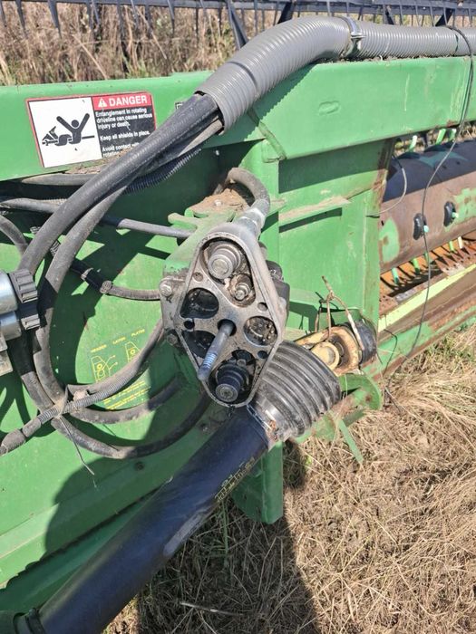 John Deere flex  630 class