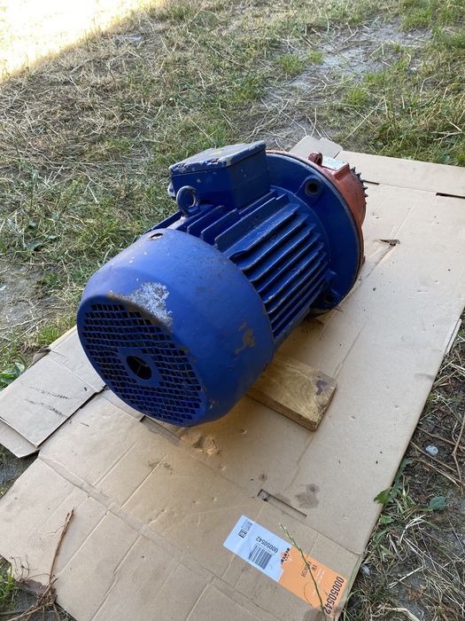 Мотор- редуктор 380v 5.5кв ЗМП-40 новий.