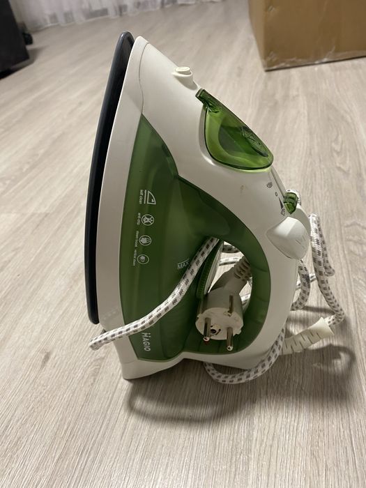 Продам праску  magio 2000w з парою