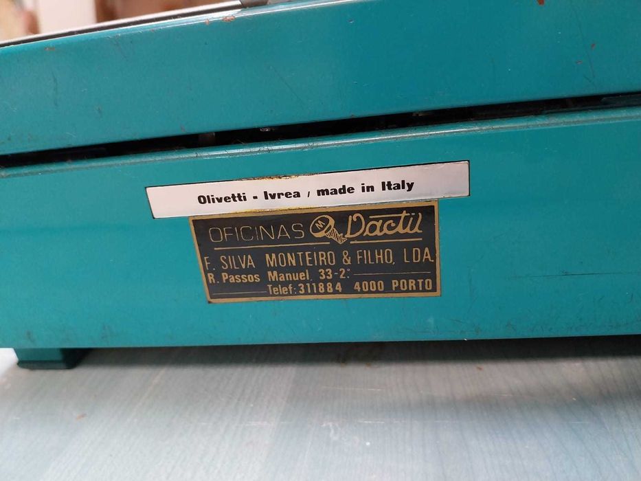 Máquina de Escrever Olivetti Studio 45