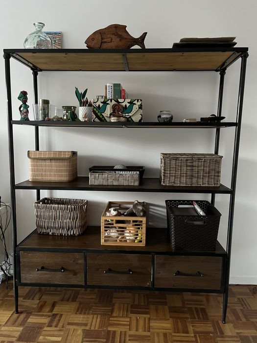 Estante portuguesa madeira e metal