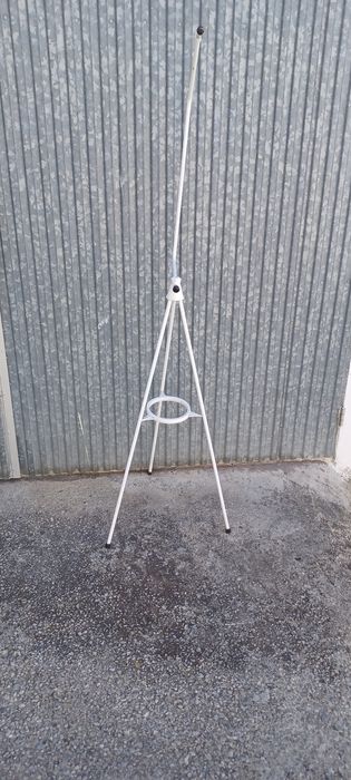 Vendo este soporte de gaiola