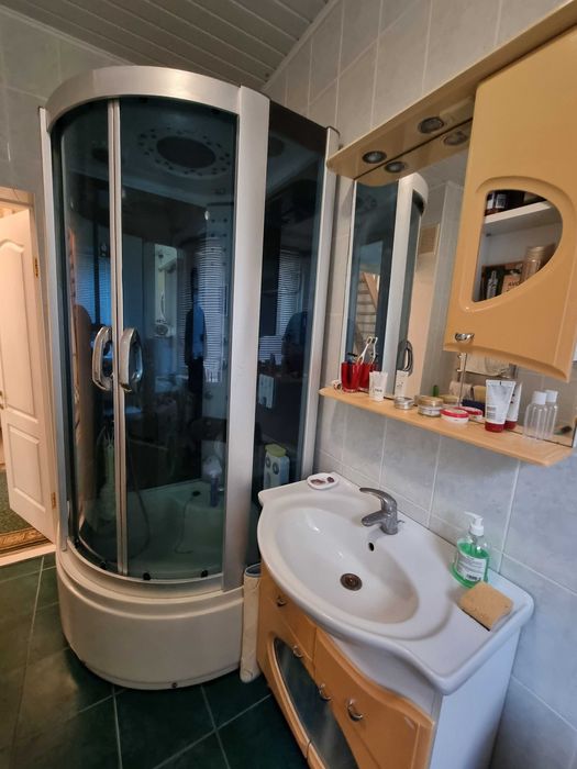 Будинок біля озера, с. Слобода Черкаського району