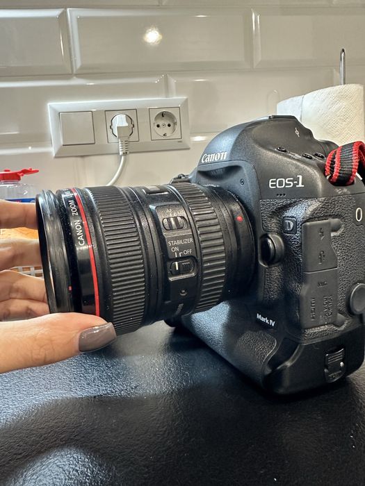 Canon EOS-1 D Mark lV