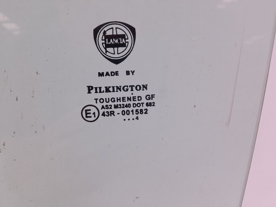 Vidro porta frente esquerda LANCIA Ypsilon (843_)