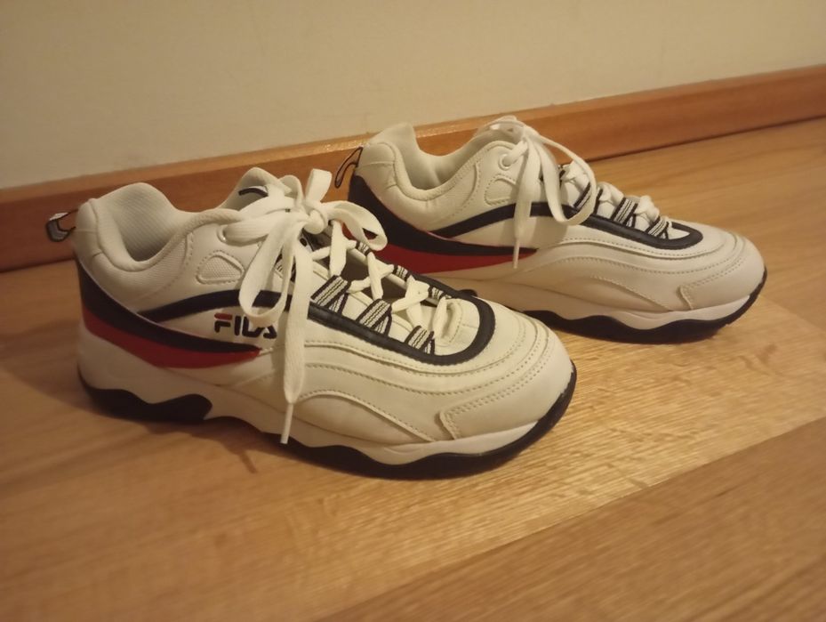 Tenis da marca FILA
