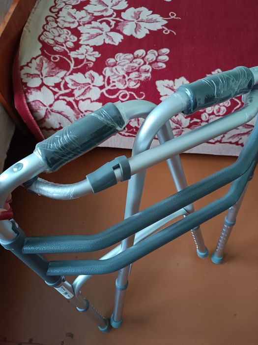 Ходунки керуючі нові дорослі