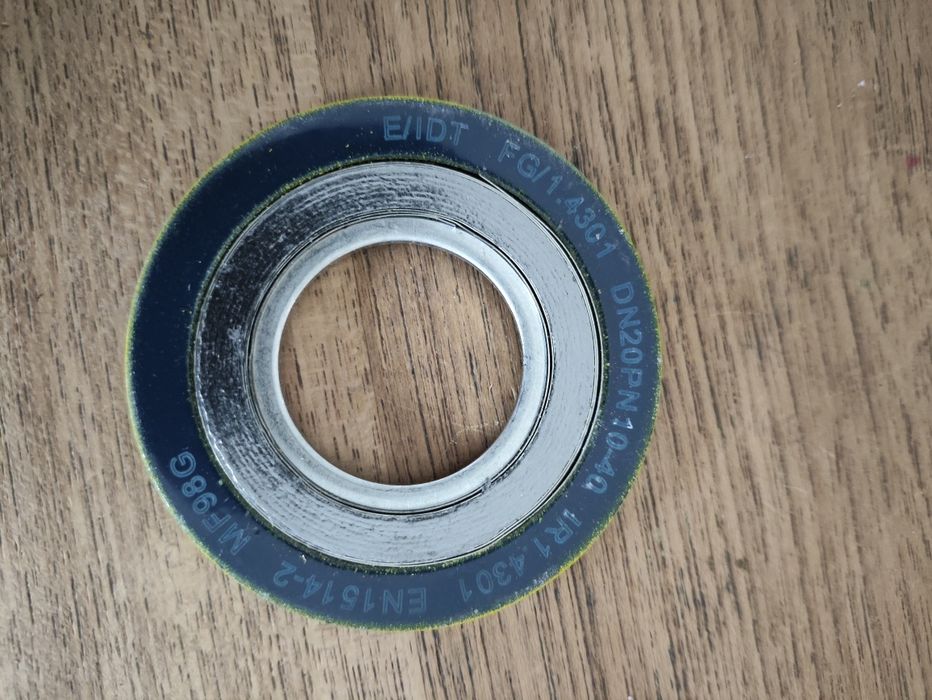 Sprzedam uszczelki spiralne