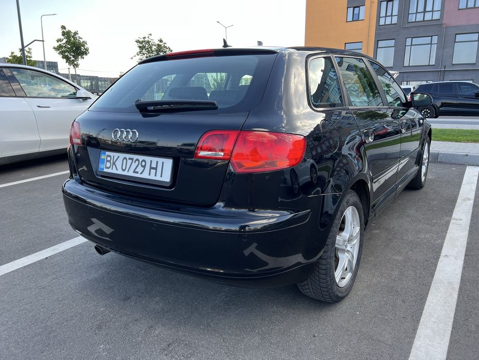 Audi a3 1.6 бензин