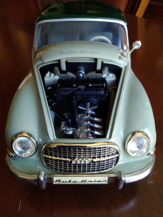 Revell: Auto-Union DKW 1/18