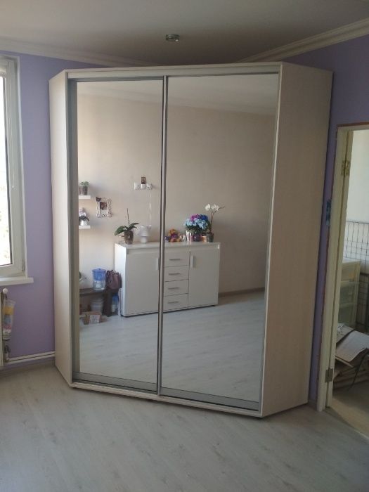 Шкаф-купе угловой 110см*110см*210см Широкий выбор фасадов. В наличии