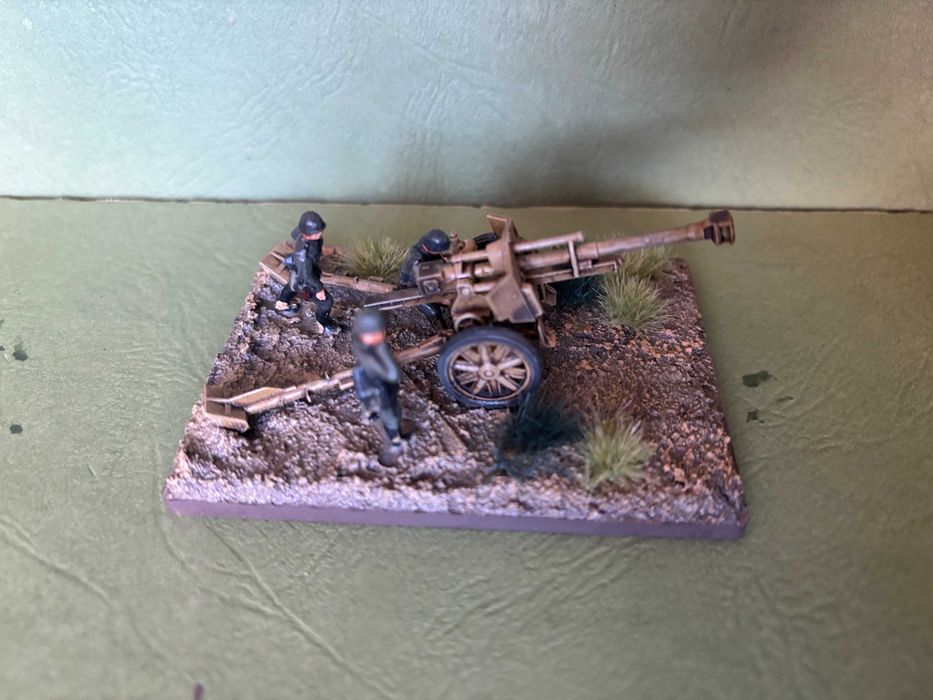 Niemiecka Haubica 105 mm - model kolekcjonerski w skali 1/72