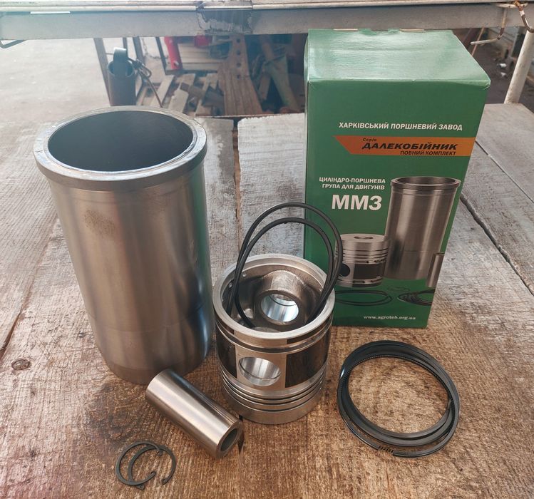 Поршнева група до тракторів МТЗ ЮМЗ Т16 Т25 Т40