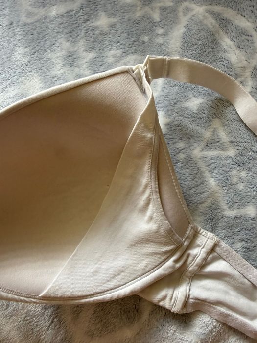 Biustonosz do karmienia H&M, rozmiar 80D / 36D – cielisty/beżowy