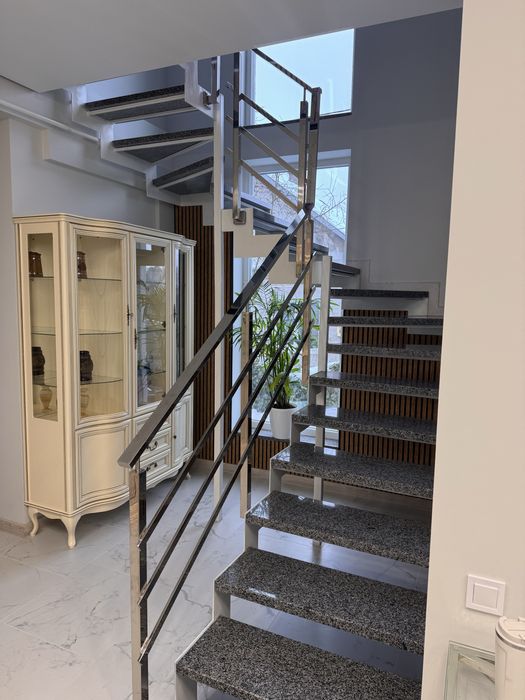 Vip Квартира  луцьк подобово яровиця центер  супернова оренда будинок