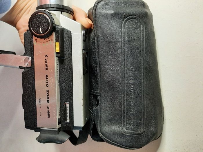 Camera de filmar Canon Auto Zoom 318mm