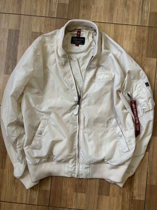 бомбер Alpha industries