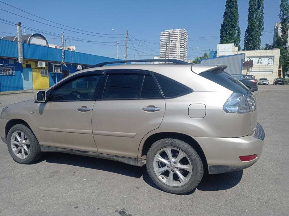 Продам Lexus RX 350. Возможен обмен на недвижимость или авто.