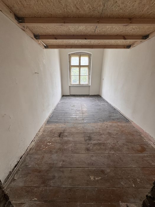 Kawalerka do własnej aranżacji.