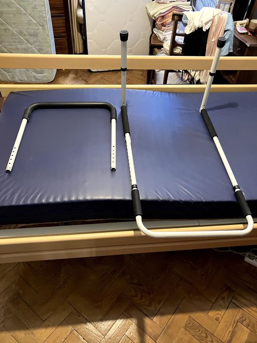 Cama Articulada com Comando e Protecção Contra Quedas