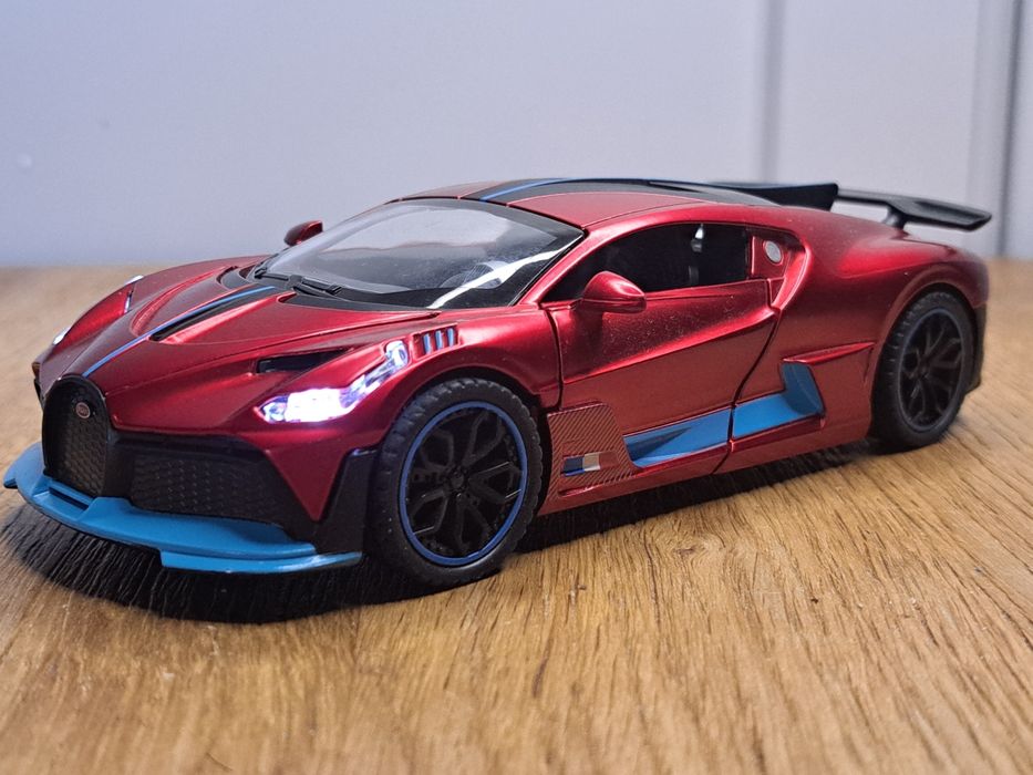 Sportowe Bugatti Divo.