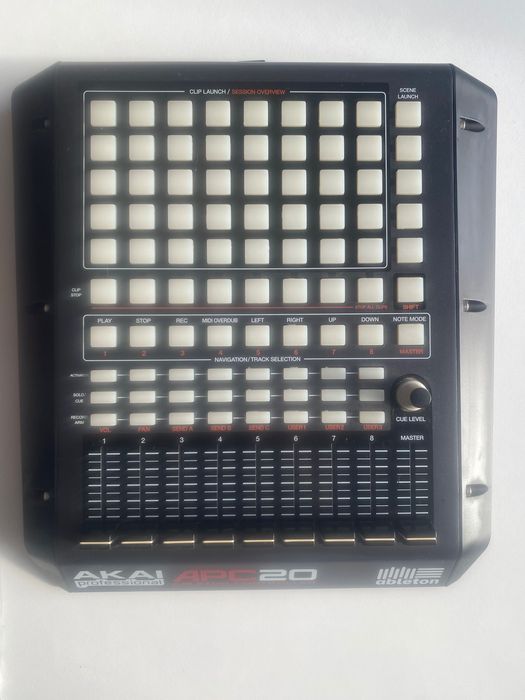 Akai APC 20 (MIDI Controller)
